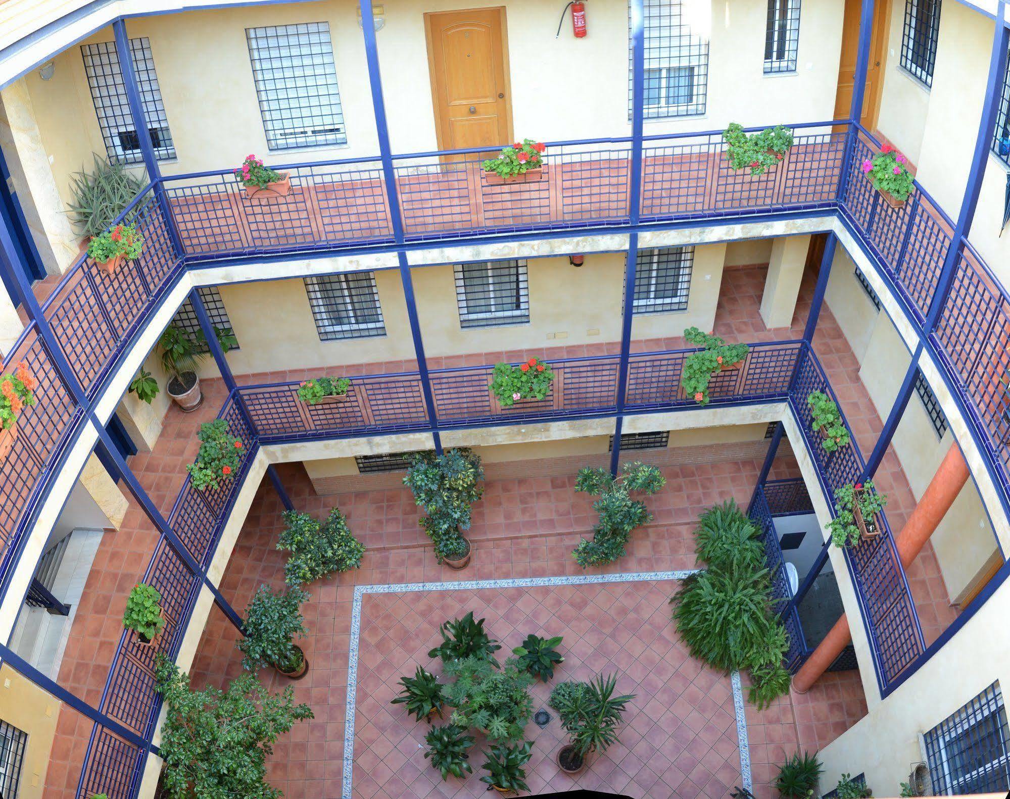 Apartamentos Sevilla Exterior photo